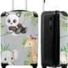 NoBoringSuitcases.com® Koffer - Jungle - Panda - Olifant - Giraffe - Kinderen - Past Binnen 55x40x20 Cm En 55x35x25 Cm - Handbagage - Trolley - Fotokoffer - Cabin Size - Print -Optimaal Reisopslag Winkel 1000x1200 5
