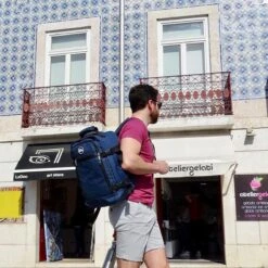 CabinMax Metz Reistas – Handbagage 20L – Rugzak – Schooltas - 40x25x20 Cm – Compact Backpack – Lichtgewicht – Teal 18 CabinMax Metz Reistas – Handbagage 20L – Rugzak – Schooltas - 40x25x20 Cm – Compact Backpack – Lichtgewicht – Teal -Optimaal Reisopslag Winkel 1200x1200 1190