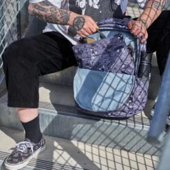 Dakine Laptop Rugzak / Rugtas / Laptoptas / Werktas - Essentials - Bruin - 15 Inch -Optimaal Reisopslag Winkel 1200x1200 1418