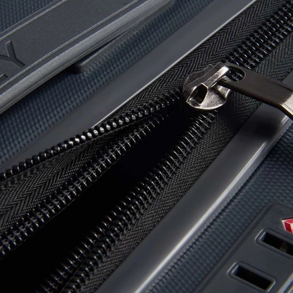 Delsey Handbagage harde koffer / Trolley / Reiskoffer - Freestyle - 55 cm - Grijs Delsey Handbagage Harde Koffer / Trolley / Reiskoffer - Freestyle - 55 Cm - Grijs -Optimaal Reisopslag Winkel 1200x1200 257