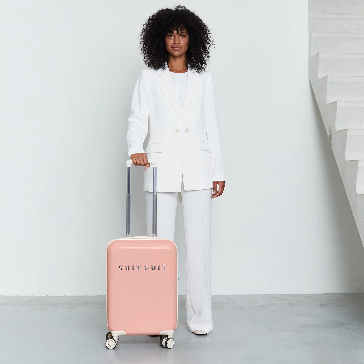 SUITSUIT - Fabulous Fifties - Papaya Peach - Handbagage (55 cm) SUITSUIT - Fabulous Fifties - Papaya Peach - Handbagage (55 Cm) -Optimaal Reisopslag Winkel 1200x1200 290