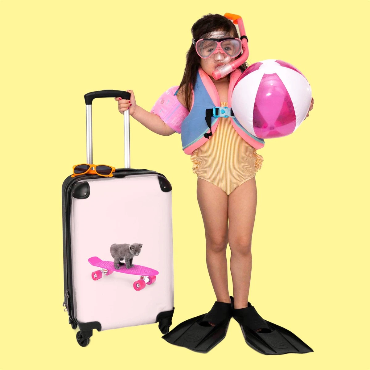 NoBoringSuitcases.com® Kinderkoffer - Handbagage kinderen - Kitten - Skateboard - Roze - Meisjes - Kinderen - Trollet op wieltjes - Past binnen 55x40x20 cm en 55x35x25 cm - Koffer meisje NoBoringSuitcases.com® Kinderkoffer - Handbagage Kinderen - Kitten - Skateboard - Roze - Meisjes - Kinderen - Trollet Op Wieltjes - Past Binnen 55x40x20 Cm En 55x35x25 Cm - Koffer Meisje -Optimaal Reisopslag Winkel 1200x1200 431