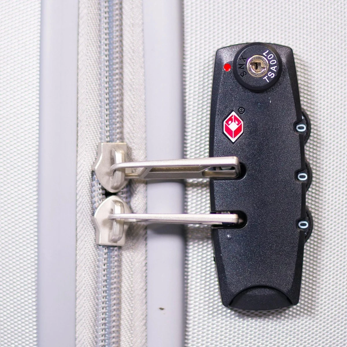 ©TROLLEYZ - Bali No.22 - Reiskoffer 69cm met TSA slot - Dubbele wielen - 360° spinners - 100% ABS - Reiskoffer in Metallic Grey ©TROLLEYZ - Bali No.22 - Reiskoffer 69cm Met TSA Slot - Dubbele Wielen - 360° Spinners - 100% ABS - Reiskoffer In Metallic Grey -Optimaal Reisopslag Winkel 1200x1200 697