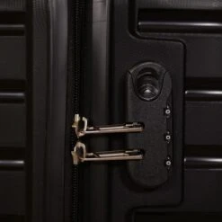 ©TROLLEYZ - Berlin No.11 - Reiskoffer 69cm Met Cijferslot - Dubbele Wielen - 360° Spinners - 100% Polypropyleen- Reiskoffer In Night Black -Optimaal Reisopslag Winkel 1200x1200 856