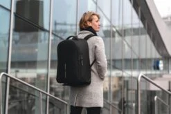 XD Design Bobby Back Trolley - Anti-Diefstal Rugzak Trolley 21.5 Liter - Zwart -Optimaal Reisopslag Winkel 1200x800 83