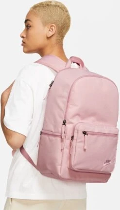 Nike Heritage Eugene Rugzak 23L -Optimaal Reisopslag Winkel 688x1200 3