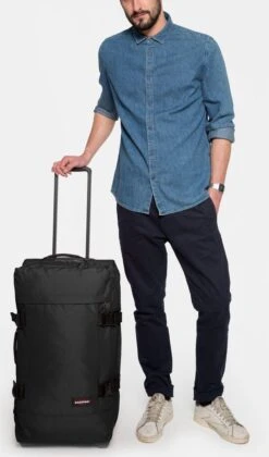 Eastpak TRANVERZ M Reiskoffer (67 X 35.5 X 30 Cm) - Black -Optimaal Reisopslag Winkel 706x1200 3