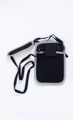 Groene Berg Nektasje - Reistas - Paspoorthouder Met RFID Blokkering - Reisportemonnee - Lichtgrijs -Optimaal Reisopslag Winkel 736x1200 1