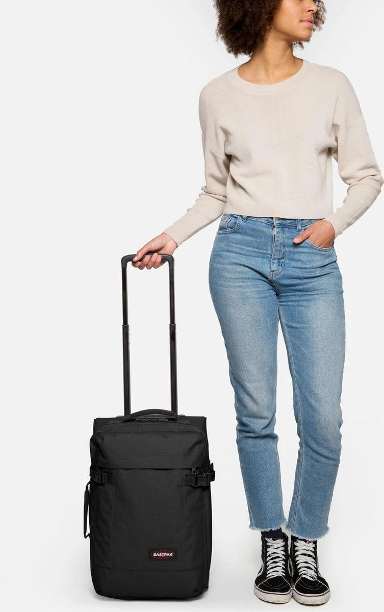 Eastpak TRANVERZ XS Reiskoffer, Handbagage (48 x 32 x 21 cm) - Black Eastpak TRANVERZ XS Reiskoffer, Handbagage (48 X 32 X 21 Cm) - Black -Optimaal Reisopslag Winkel