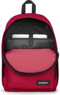 Eastpak OUT OF OFFICE Rugzak, 27 Liter, 13.3 Inch Laptopvak - Sailor Red -Optimaal Reisopslag Winkel 754x1200 4
