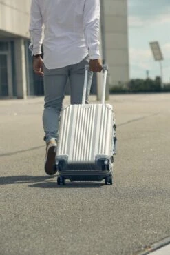 Aluminium Handbagage Koffer Mozzel Darrow - Reiskoffer Met Wielen - 51cm - Harde Koffer - Zilver -Optimaal Reisopslag Winkel 801x1200 5