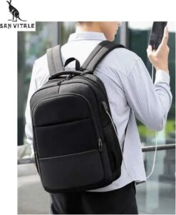 San Vitale® - Rugzak 2.0 Met USB Poort - Schooltas - 16 Inch Laptop Rugtas - Dames/Heren - 30L - Waterafstotend - Grijs 7 San Vitale® - Rugzak 2.0 Met USB Poort - Schooltas - 16 Inch Laptop Rugtas - Dames/Heren - 30L - Waterafstotend - Grijs -Optimaal Reisopslag Winkel 985x1200 12